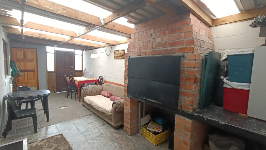 3 Bedroom Property for Sale in High Places Western Cape